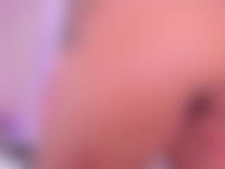 tatii-moon's Live Sex Cam Show