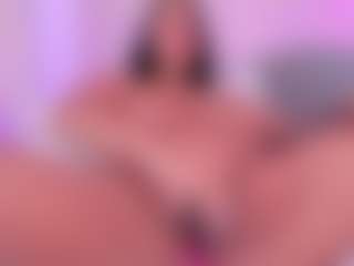 tatii-moon's Live Sex Cam Show