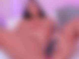 tatii-moon's Live Sex Cam Show