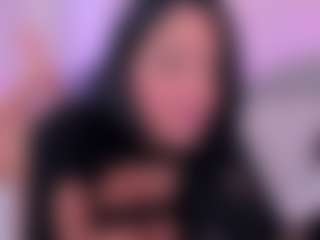 tatii-moon's Live Sex Cam Show