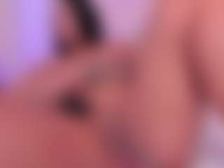 tatii-moon's Live Sex Cam Show