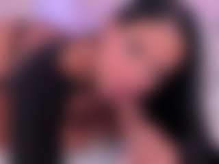 tatii-moon's Live Sex Cam Show