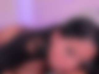 tatii-moon's Live Sex Cam Show