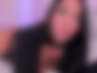 tatii-moon's Live Sex Cam Show