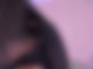 tatii-moon's Live Sex Cam Show