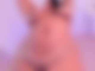 tatii-moon's Live Sex Cam Show