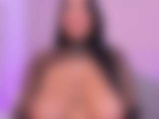 tatii-moon's Live Sex Cam Show