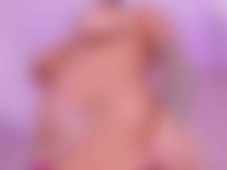 tatii-moon's Live Sex Cam Show