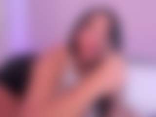 tatii-moon's Live Sex Cam Show