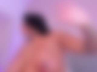tatii-moon's Live Sex Cam Show