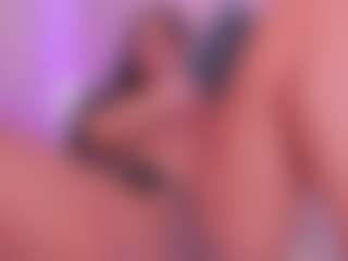 tatii-moon's Live Sex Cam Show