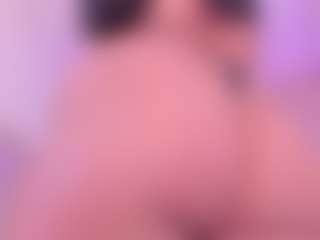 tatii-moon's Live Sex Cam Show