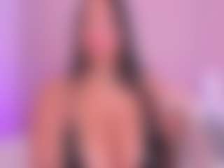 tatii-moon's Live Sex Cam Show