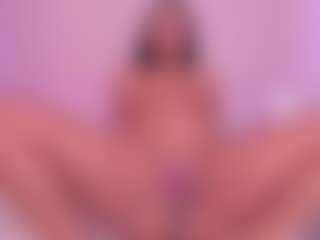 Live cam show with tatii-moon - Amateur Curvy on SpankPalCams