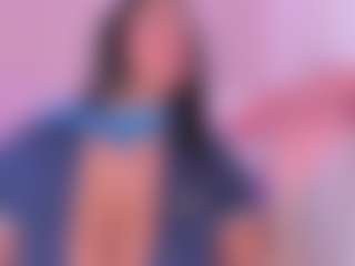 tatii-moon's Live Sex Cam Show