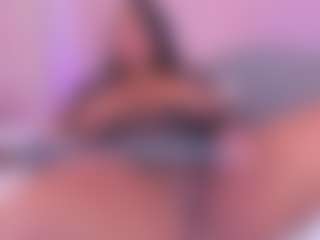 tatii-moon's Live Sex Cam Show