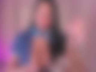 tatii-moon's Live Sex Cam Show