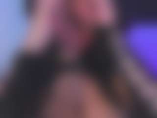 tatii-moon's Live Sex Cam Show