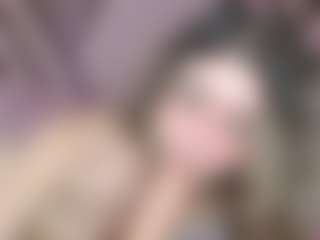 Live cam show with aiilynsmiith - Body Massage on Camming Site