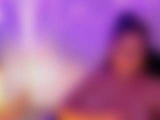 Live cam show with brandy-priscot - Fingers on Milf Play
