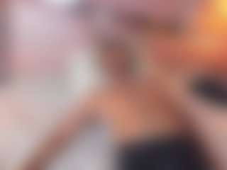 Live cam show with Burning-temptationfx - Average on AdultVida.com