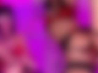Live cam show with Dolly-Mae - Fingers on AdultVida.com