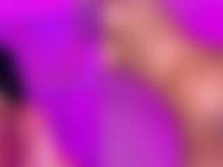 Live cam show with Dolly-Mae - Petite Teen (18+) on 1on1-livenow