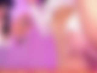 Live cam show with Dolly-Mae - Brown Eyes Brown Hair on Milfs Live