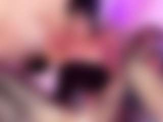 Dolly-Mae's Live Sex Cam Show