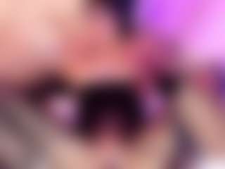 Dolly-Mae's Live Sex Cam Show