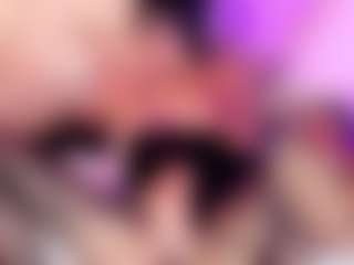 Dolly-Mae's Live Sex Cam Show