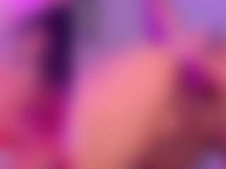 Live cam show with Dolly-Mae - Squirt on Camsoda