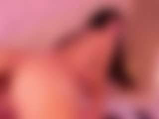Live cam show with Dolly-Mae - Latina Petite on Camsoda | colombia