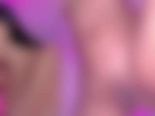 Live cam show with Dolly-Mae - Lovense Petite on milfzrlive.com