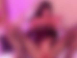 Live cam show with Dolly-Mae - Squirt on Camsoda