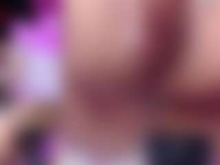 Live cam show with Dolly-Mae - Full Nudity on StripNow