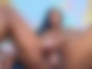 goodes-eboni's Live Sex Cam Show
