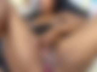 goodes-eboni's Live Sex Cam Show