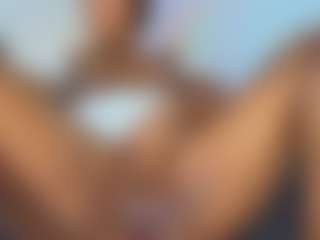 goodes-eboni's Live Sex Cam Show