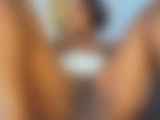 goodes-eboni's Live Sex Cam Show