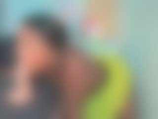 Live cam show with goodes-eboni - Ebony on CamwithHer | colombia