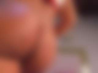 Live cam show with vahiolet-fuentes1 - Nipple Piercings on sexylivex.com