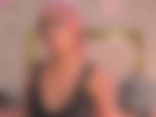 Live cam show with vahiolet-fuentes1 - Nipple Piercings on Lustler