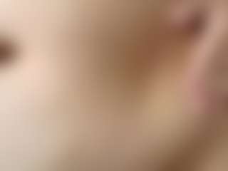 Ana MILF webcam performer live streaming
