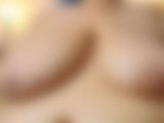 Live cam show with Ana - Facial Piercings on makecum.org