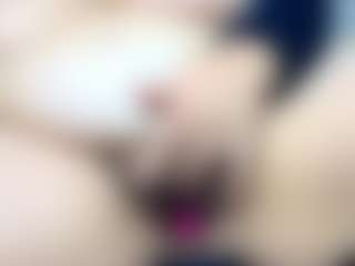 Ana MILF webcam performer live streaming