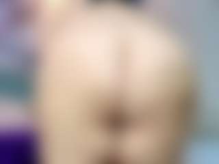 Live cam show with Ana - Erotic Dance on Dare Cams