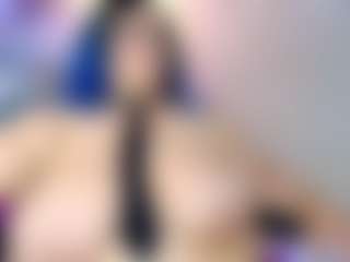 Ana MILF webcam performer live streaming