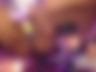 Mhia-Rey's Live Sex Cam Show