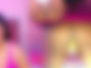 Live cam show with Mhia-Rey - Natural on Camsoda
